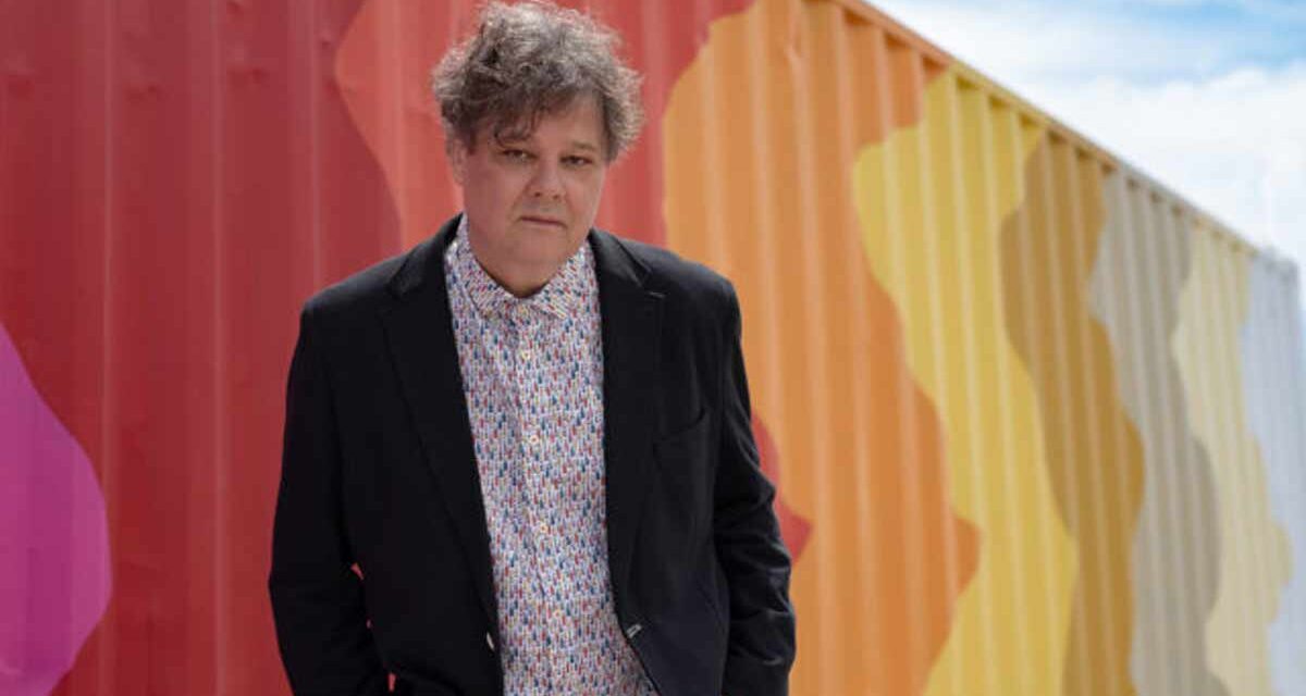 ALBUM | Ron Sexsmith wakes up to new record “Hangover Terrace”